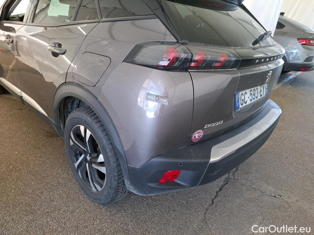  Peugeot  2008  Allure 1.5 HDi 130CV BVA8 E6d #25