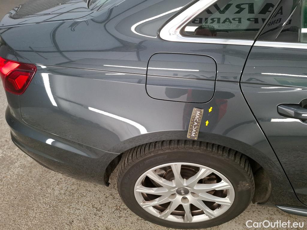  Audi  A4 AUDI  / 2019 / 4P / Berline 35 TFSI 150 S tronic Business Line #16