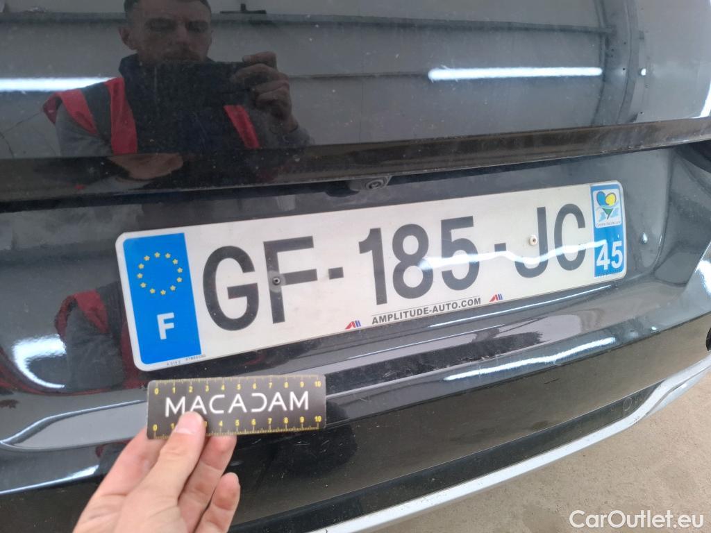  Opel   Grandland X Grandland X Elegance Business 1.5 130CV BVA8 E6d #27