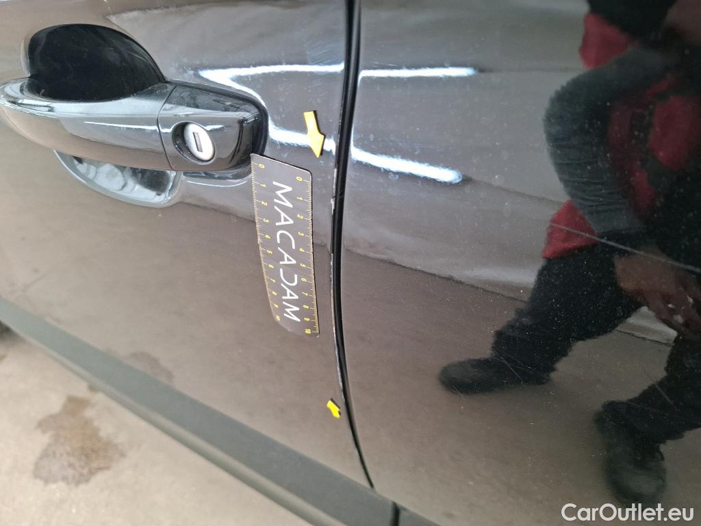  Opel   Grandland X Grandland X Elegance Business 1.5 130CV BVA8 E6d #43