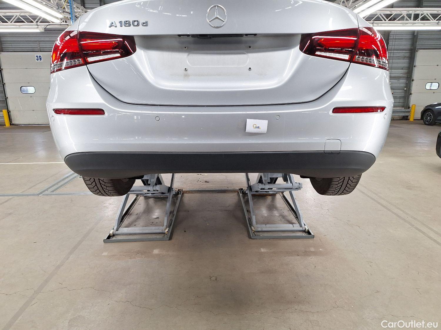  Mercedes  A-Klasse Mercedes, A-Class Berline '18, Mercedes-Benz  Limousine A 180 d DCT Busin #2