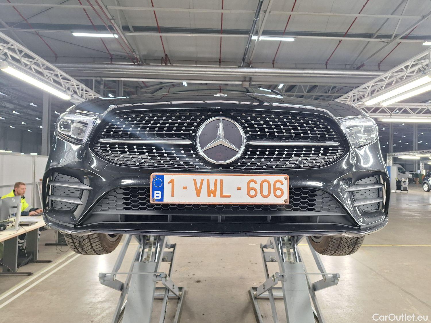  Mercedes  A-Klasse Mercedes, A-Class '18, Mercedes-Benz  A 180 d DCT Launch Edition  #3