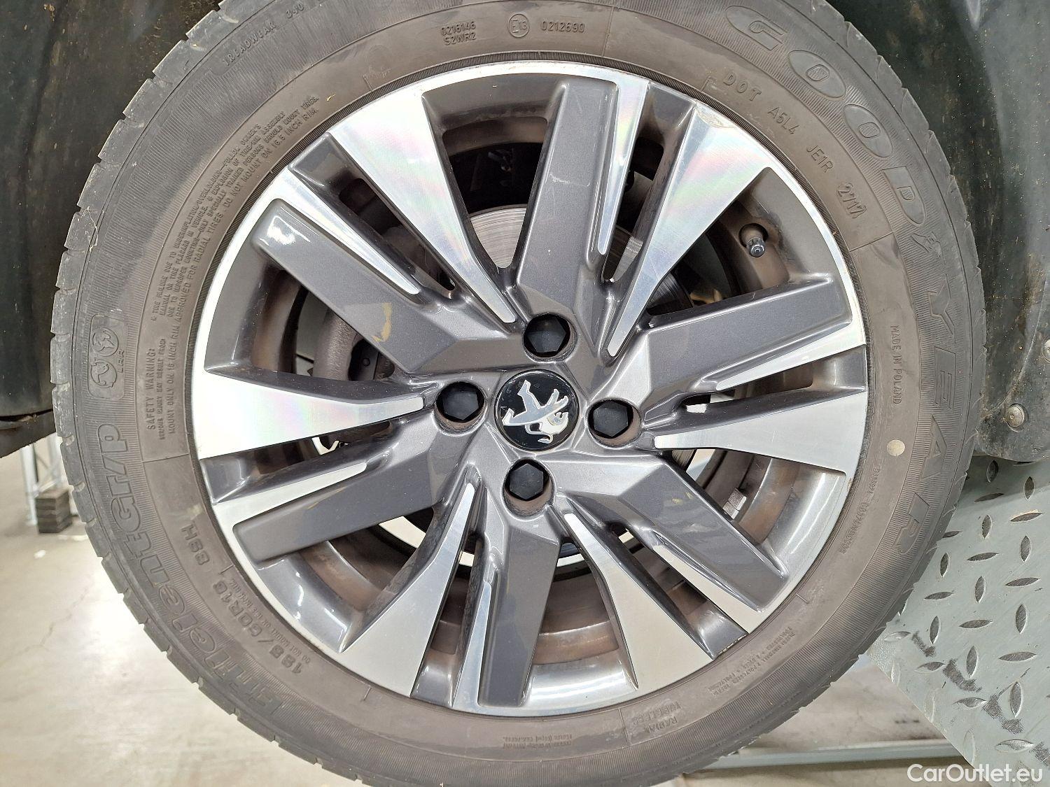  Peugeot  2008 Peugeot,  FL'16, Peugeot  1.6 BlueHDi 85kW s/s Allure 5d - NO COC #1