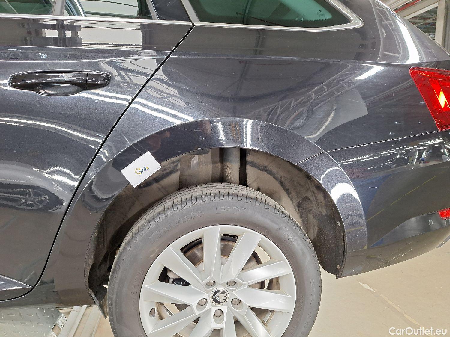  Skoda  Superb Skoda,  Combi FL'19, Skoda  Combi 1.6 CRTDI 88kW DSG7 Style 5d #12