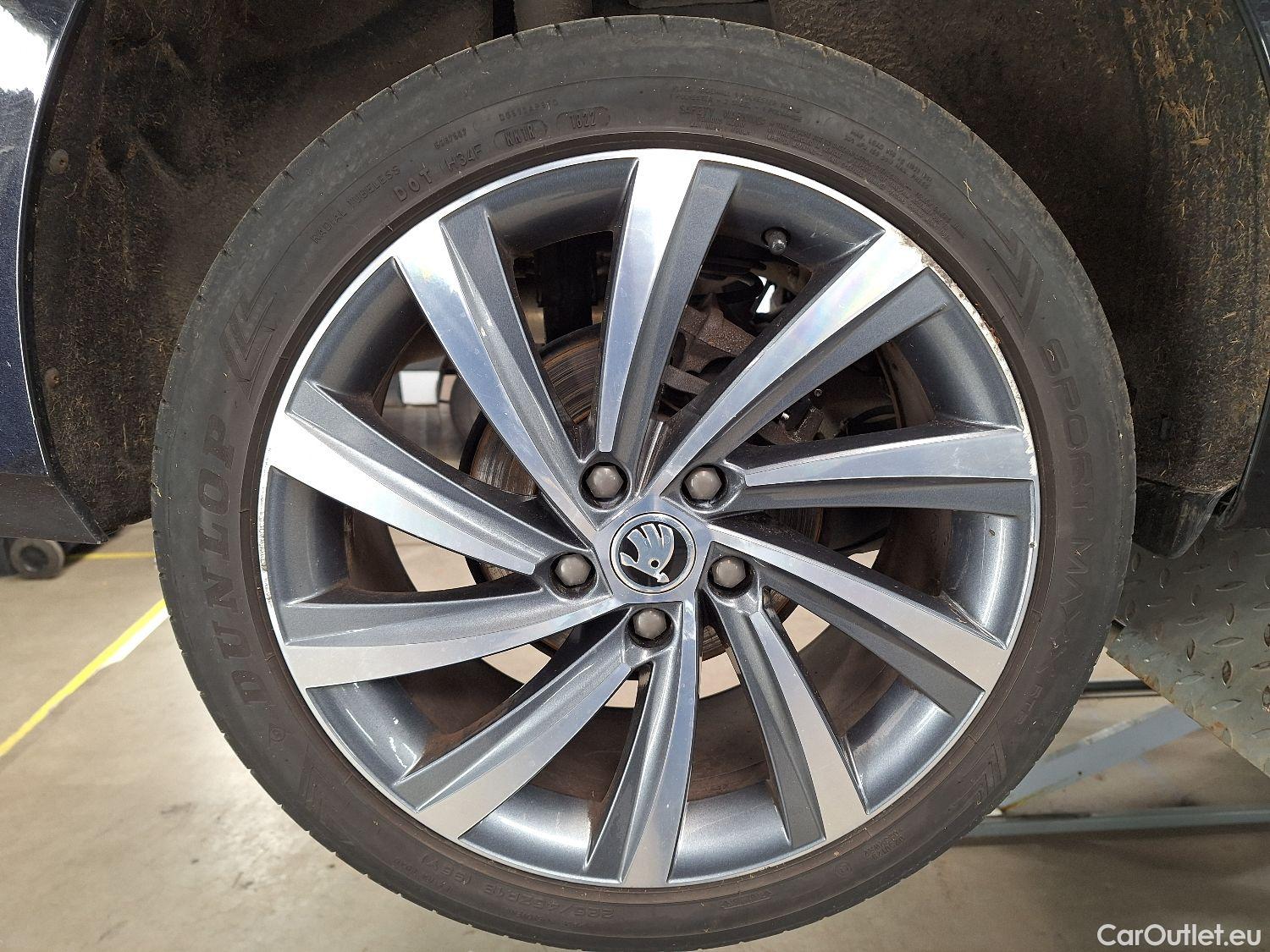  Skoda  Octavia Skoda,  Combi '20, Skoda  Combi 2.0 CRTDI 110kW DSG7 Style 5d #4