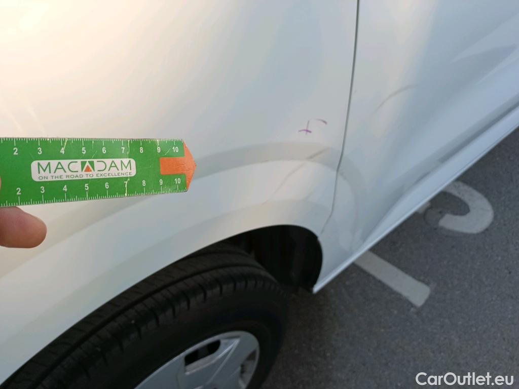  Land Rover  Discovery FORD Transit Custom / 2023 / 4P / furgón Van 2.0 Ecoblue 100kW 300 L1 Trend #5
