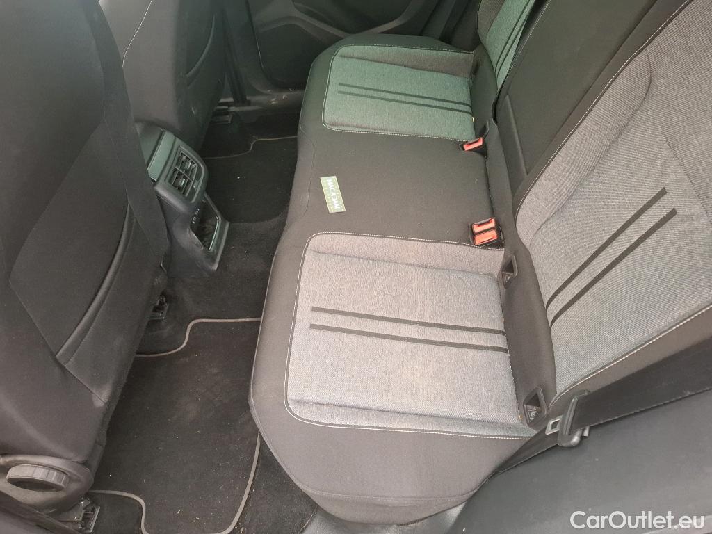  Seat  ATECA SEAT  2020 5P SUV 2.0 TDI 150 Style Business #36
