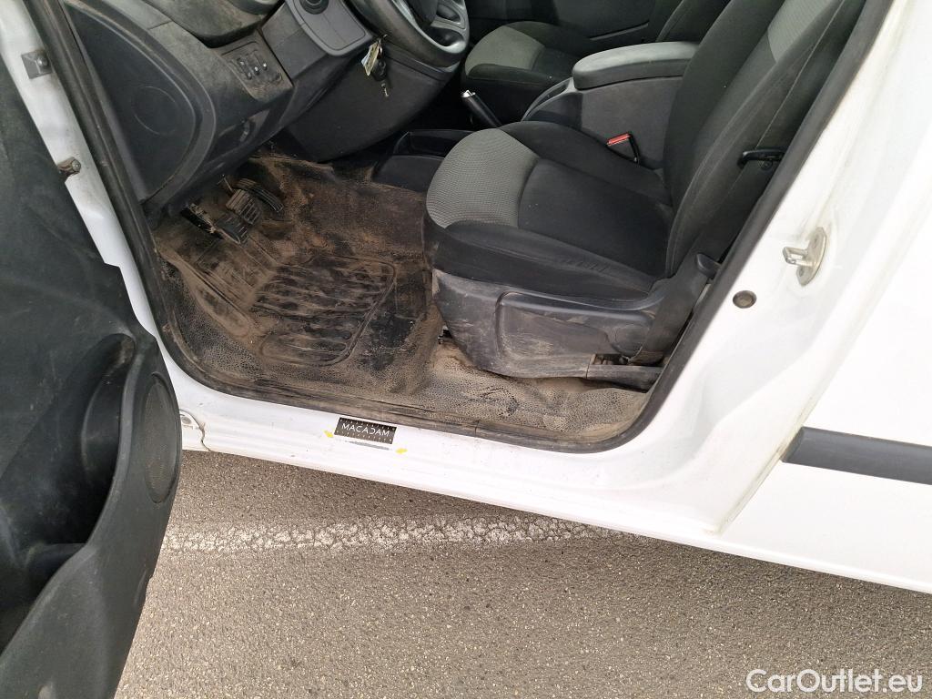  Renault  Kangoo  II Express Grand Confort (L1) 1.5 dCi 95CV BVM6 E6dT #51