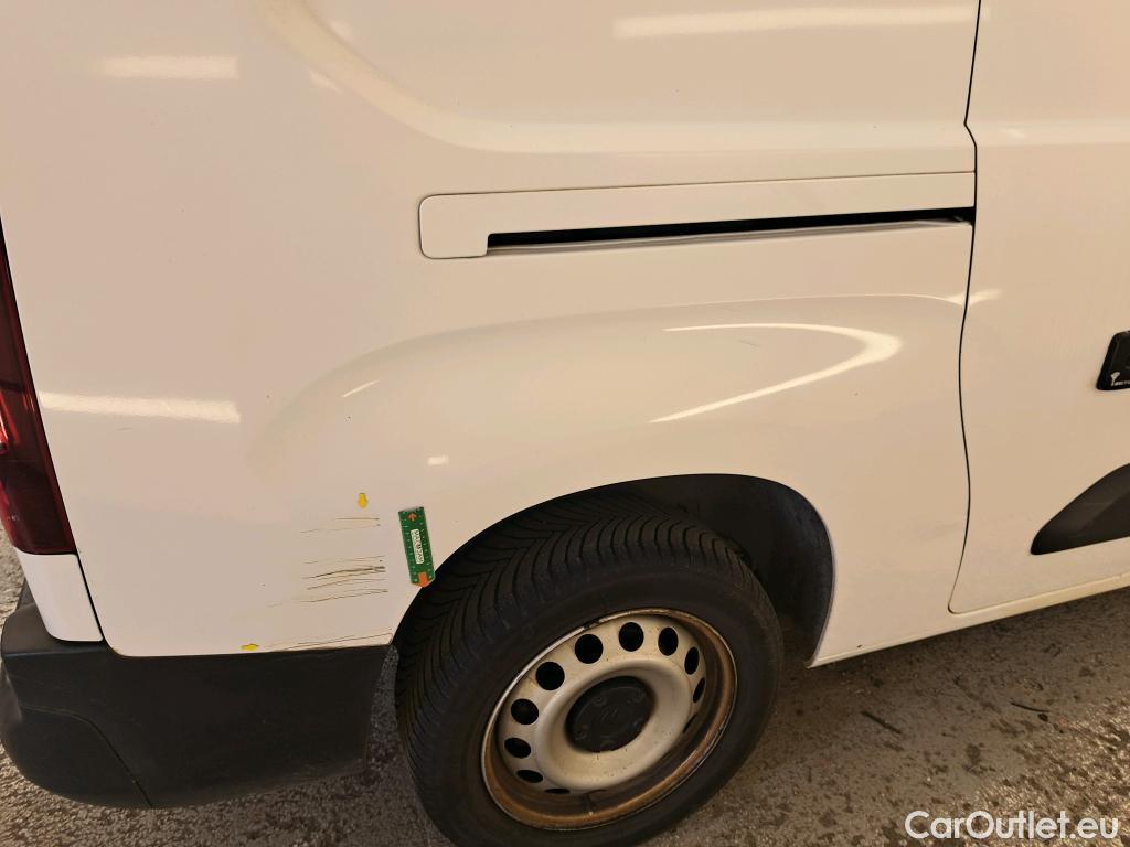  Citroen  Berlingo  Fourgon Driver XL 950 1.5 BlueHDi 100CV BVM5 E6dT #4