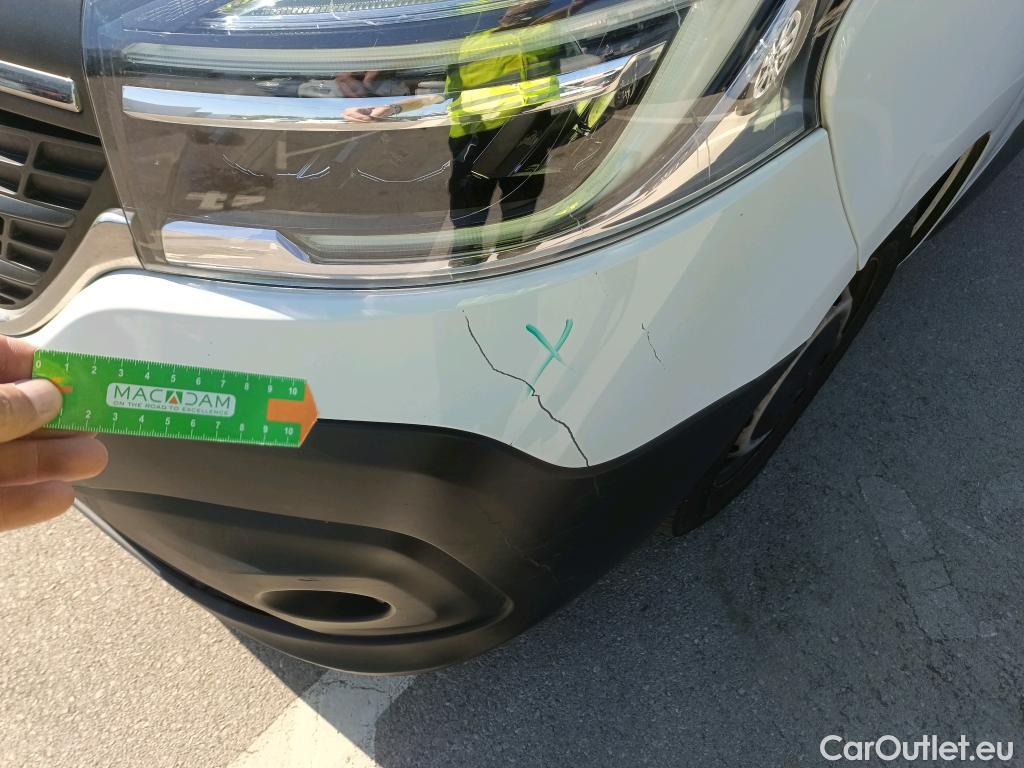  Renault  Trafic RENAULT  / 2019 / 4P / furgón Furgón 27 L1H1 Energy BluedCi 88 kW #24