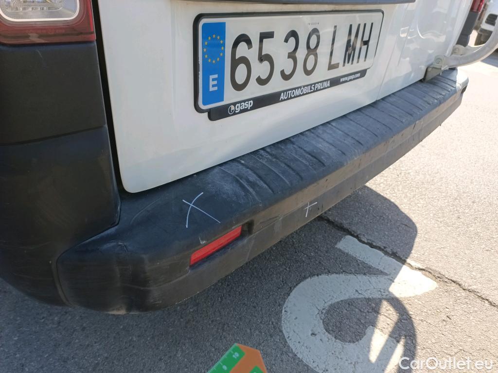  Renault  Trafic RENAULT  / 2019 / 4P / furgón Furgón 27 L1H1 Energy BluedCi 88 kW #15