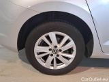  Volkswagen  Touran VOLKSWAGEN  / 2015 / 5P / MONOVOLUME 2.0 TDI 85KW BUSINESS BMT DSG #77