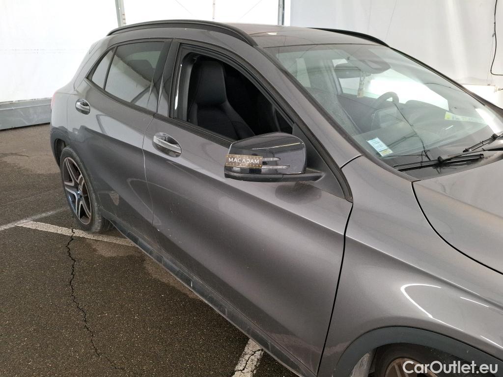  Mercedes  GLA MERCEDES-BENZ Classe  / 2017 / 5P / SUV & 220 d Fascination BVA7 #72