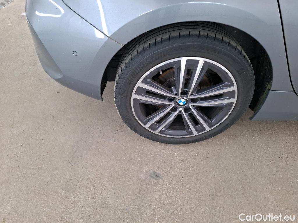  Bmw  Serie 1 BMW Série 1 5p Berline 116d BVA8 Business Design #1