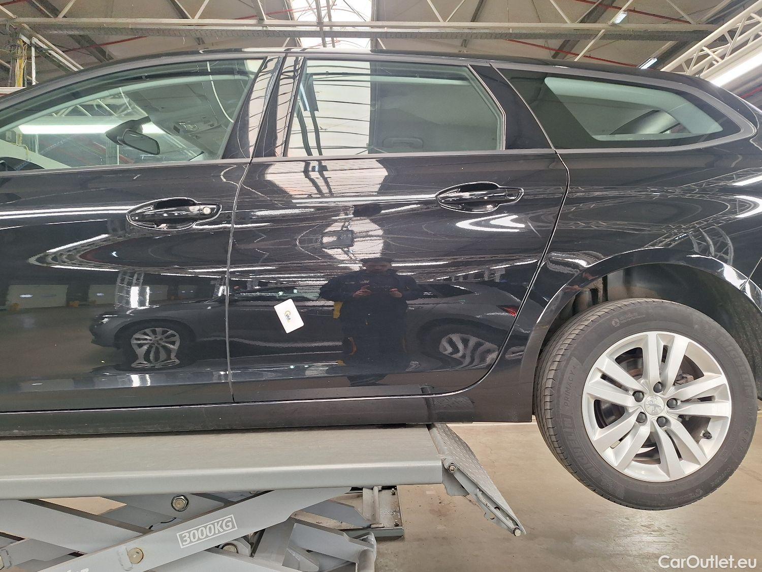  Peugeot  308 Peugeot,  SW FL'17, Peugeot  SW 1.2 PureTech 110 S&S Active 5d #27