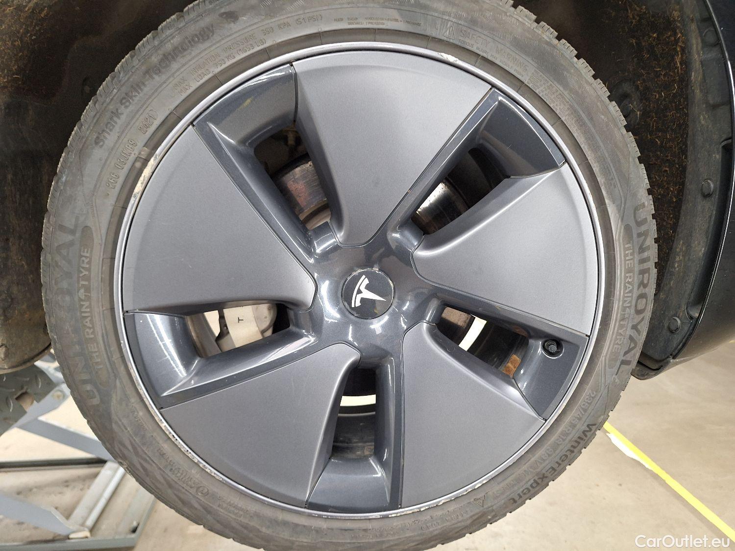  Tesla  Model 3 Tesla,  '18 BEV, Tesla  Standard RWD Plus 4d #3