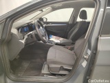  Volkswagen  Golf  Volkswagen Variant VIII 1.0 eTSI 81kW DSG Life Business 5d #6