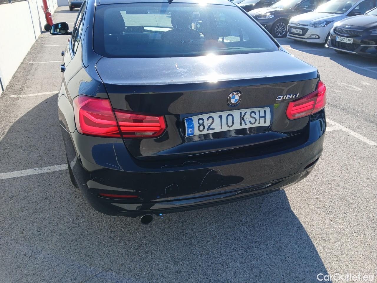  Bmw  Serie 3  Lim. 318d Advantage 2.0 150CV MT6 E6 #36
