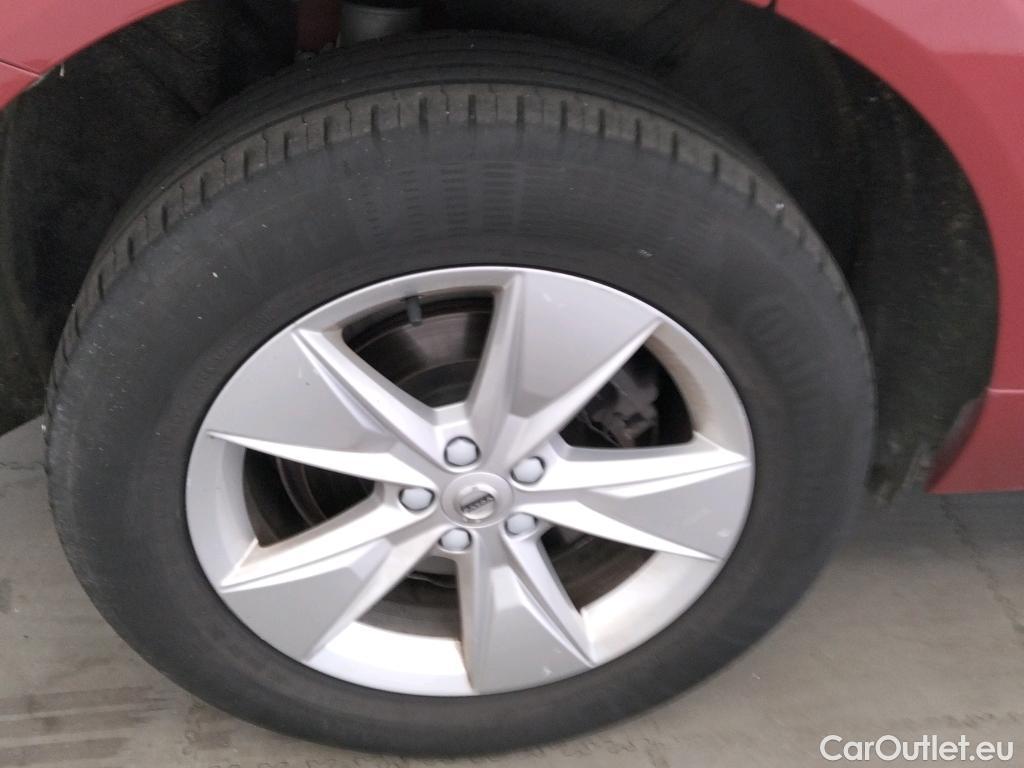  Volvo  XC60  Momentum AWD 2.0 D4 195CV AT8 E6dT #24