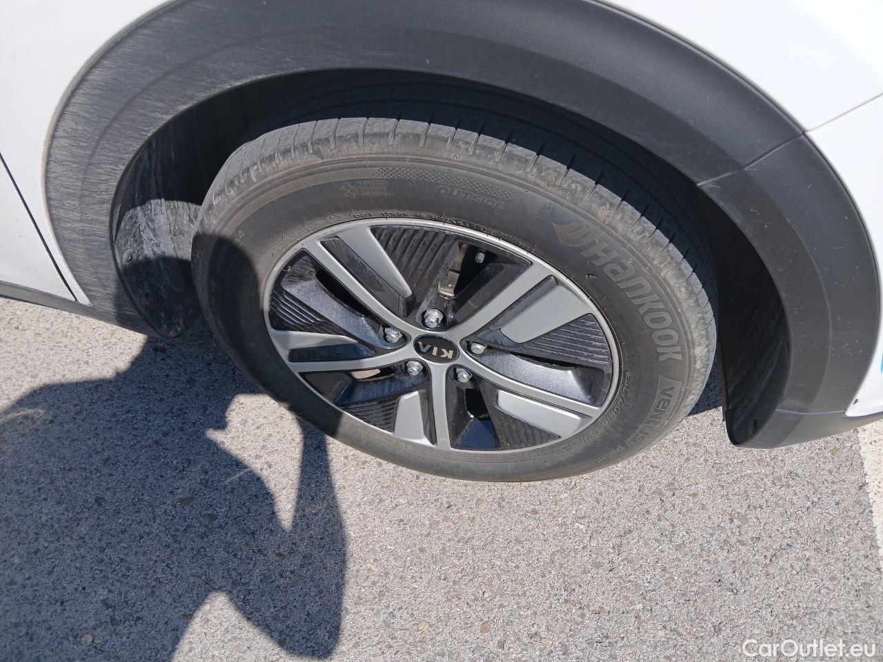 KIA  Niro  Drive 1.6 105CV AT6 E6dT #23