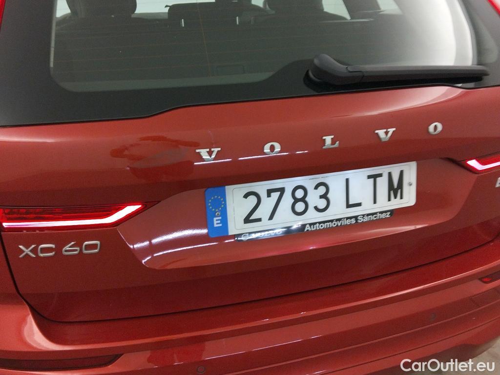  Volvo  XC60  Momentum AWD 2.0 D4 195CV AT8 E6dT #28