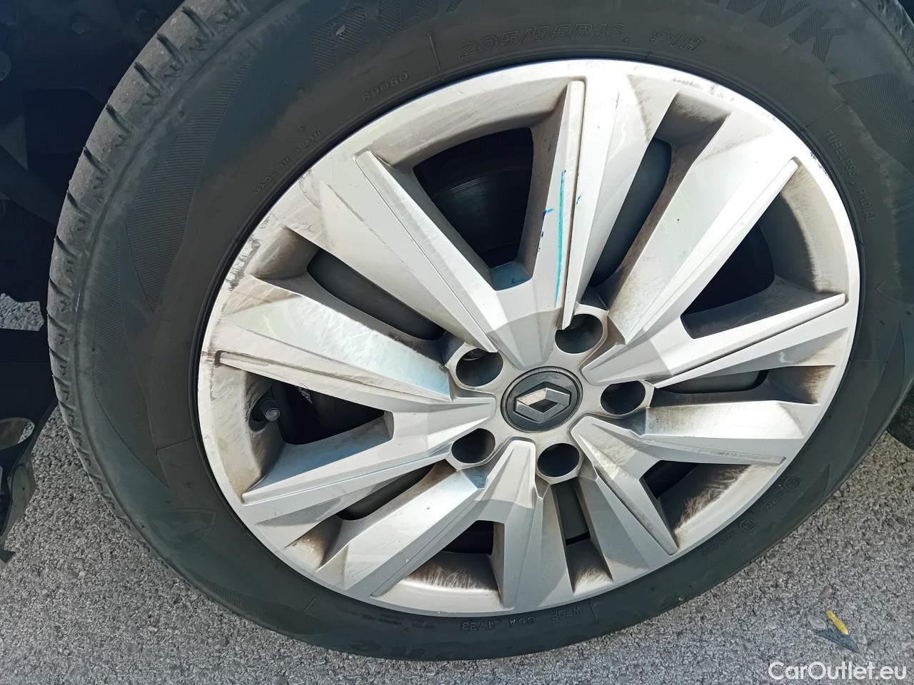  Renault  Megane  IV Sport Tourer Intens 1.5 dCi 115CV MT6 E6d #12