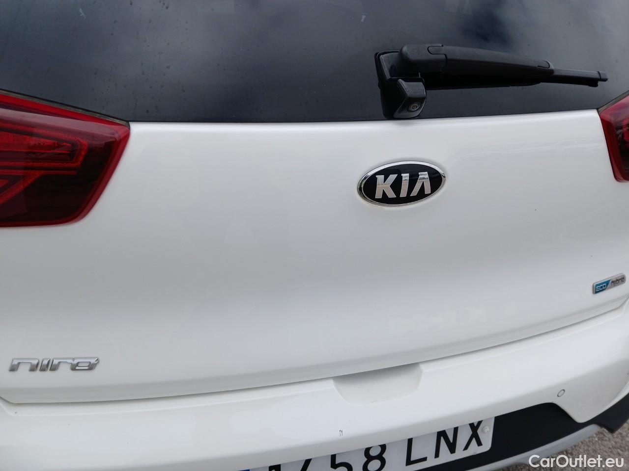  KIA  Niro  Emotion 1.6 105CV AT6 E6d #17