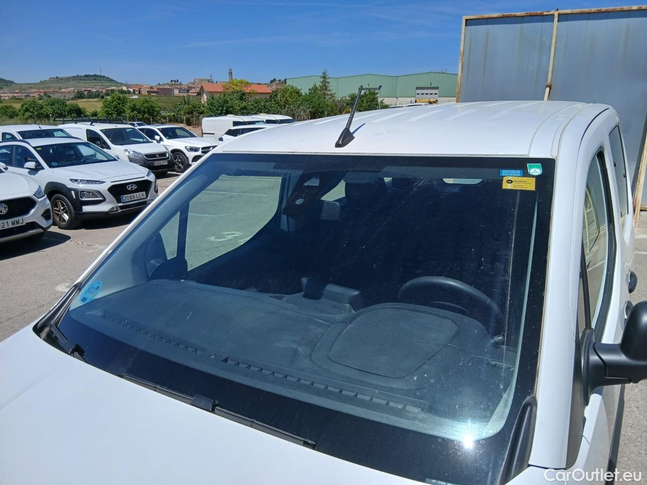  Citroen  Berlingo  Combi Live Pack M 1.5 BlueHDi 100CV MT6 E6d #33