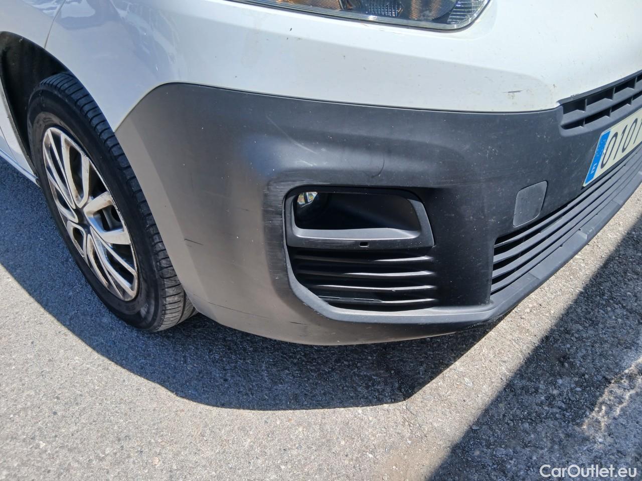  Citroen  Berlingo  Combi Live Pack M 1.5 BlueHDi 100CV MT6 E6d #31