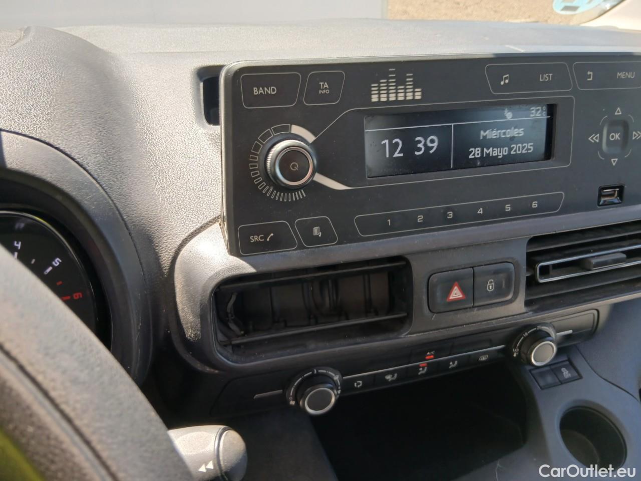  Citroen  Berlingo  Combi Live Pack M 1.5 BlueHDi 100CV MT6 E6d #9