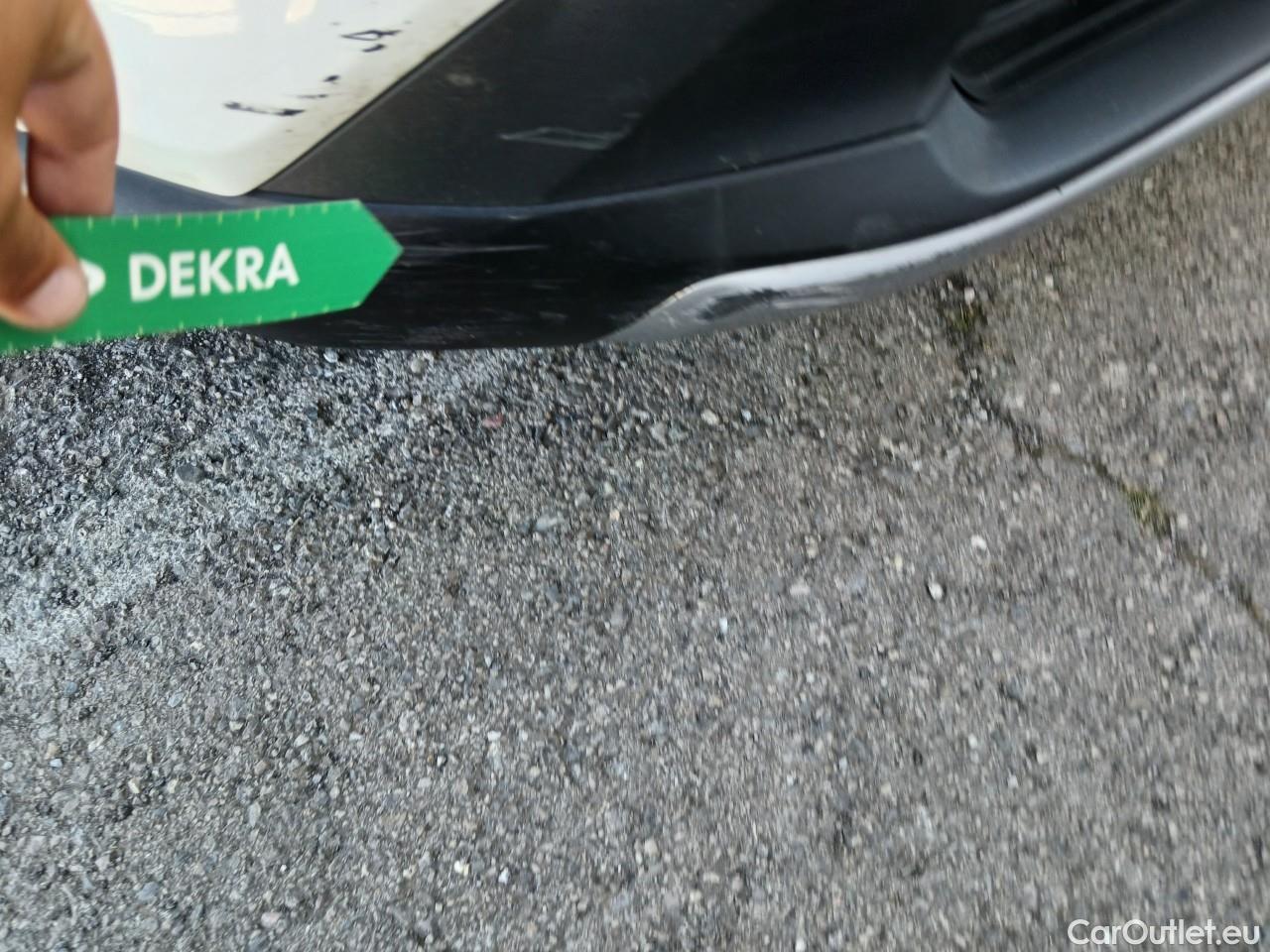 Toyota  RAV4 TOYOTA  / 2018 / 5P / todoterreno 2.5l 220H Advance #22