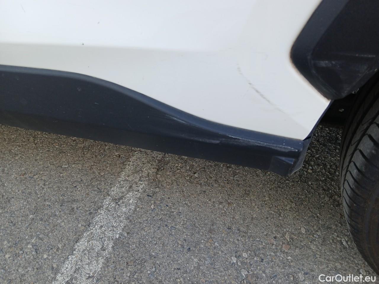  Toyota  RAV4 TOYOTA  / 2018 / 5P / todoterreno 2.5l 220H Advance #39
