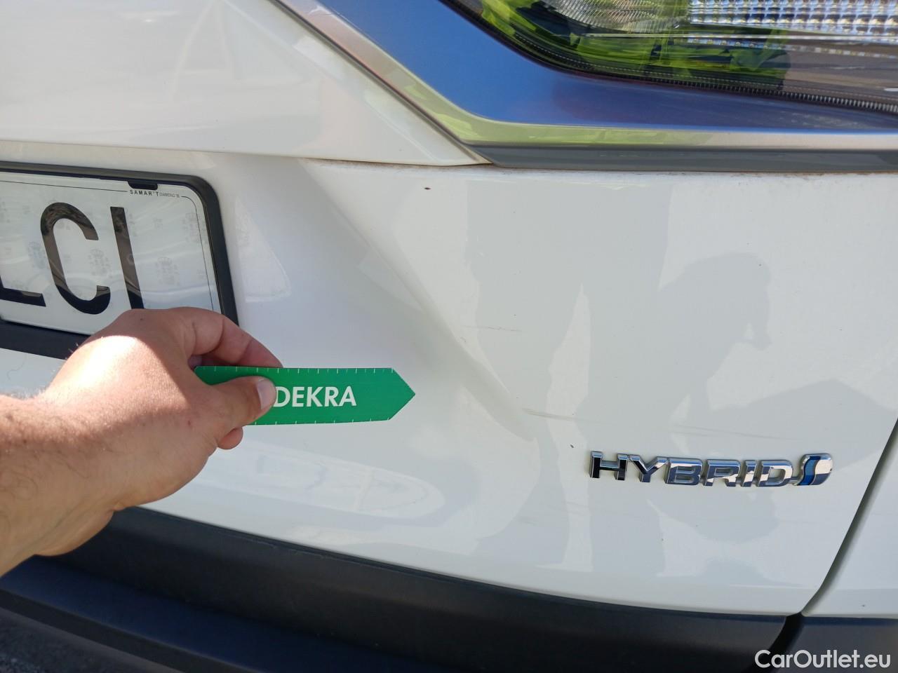  Toyota  RAV4 TOYOTA  / 2018 / 5P / todoterreno 2.5l 220H Advance #48
