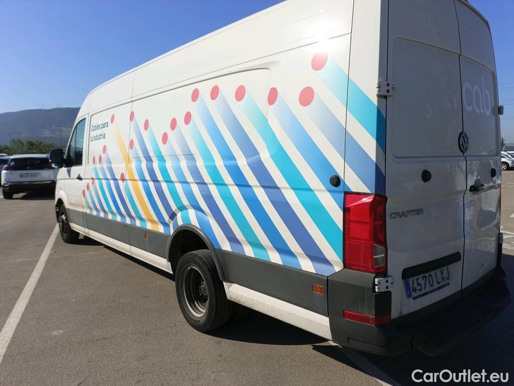  Volkswagen  Crafter VOLKSWAGEN  / 2017 / 4P / furgón 35 Furg BL TA Vol L5H3 2.0TDI 130kW RWD #51