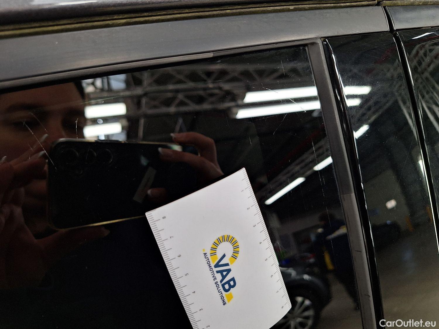  Toyota  C-HR Toyota,  '16, Toyota  1.8 VVT i-Hybrid C-Hic Aut. 5d #17