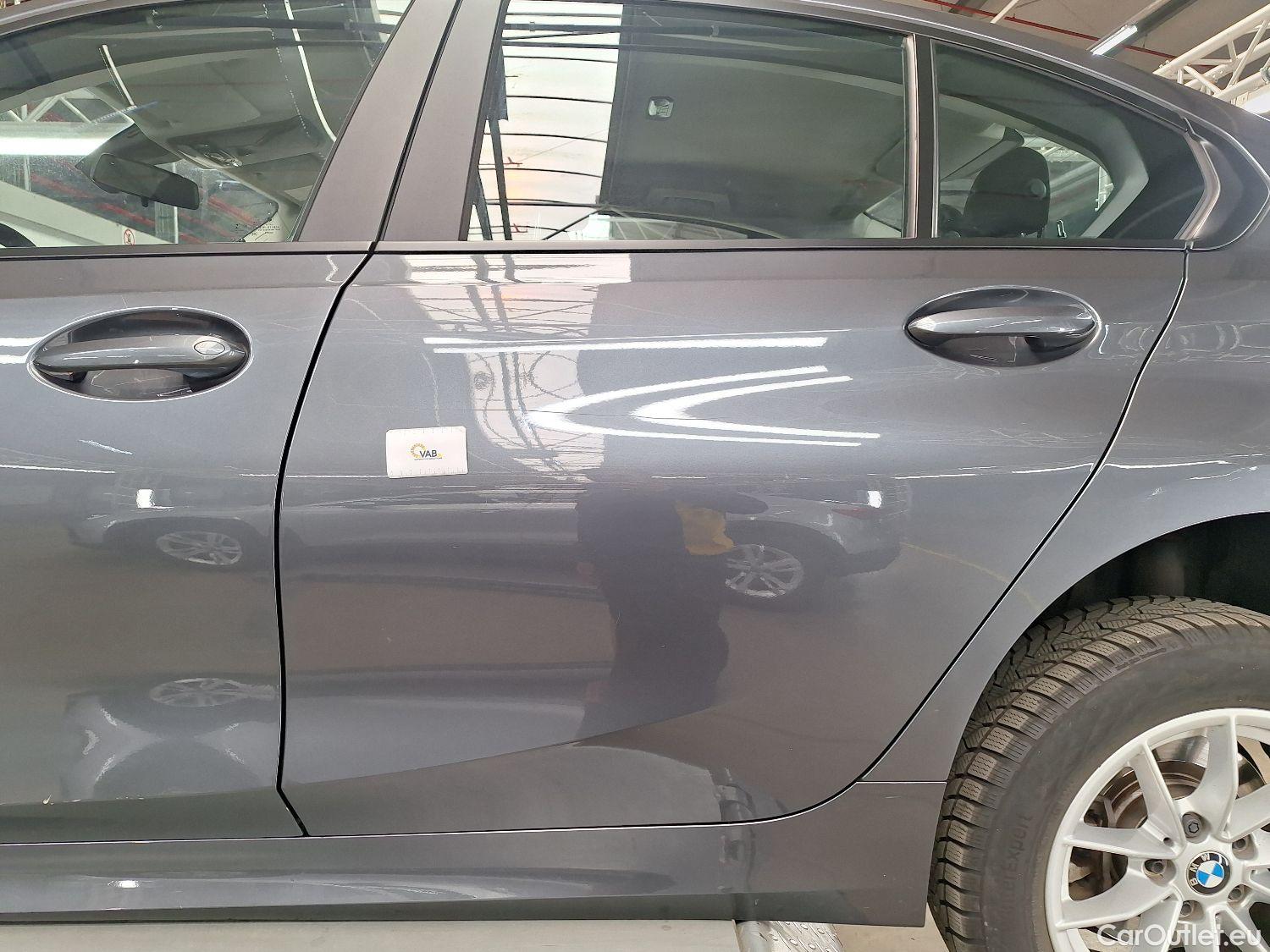  Bmw  Serie 3 BMW, 3-serie '18, BMW 3 Reeks Berline 318dA (100 kW) 4d #26