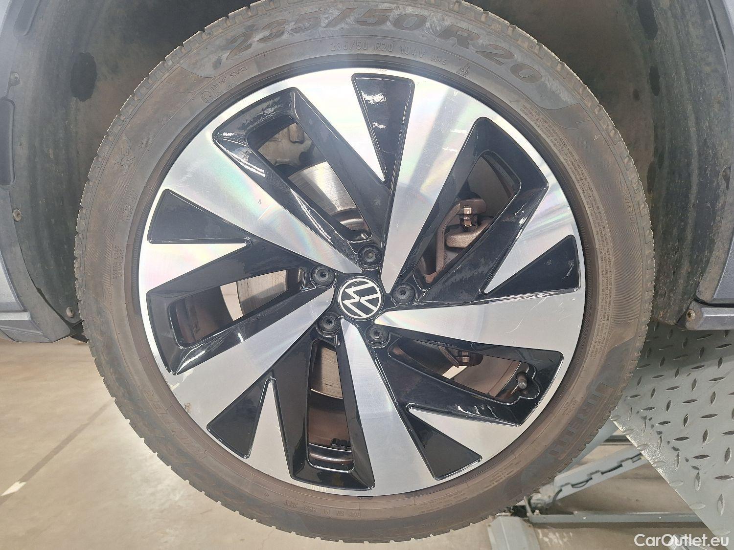  Volkswagen  ID.4 VW,  '20 BEV, Volkswagen   1st 5d #17