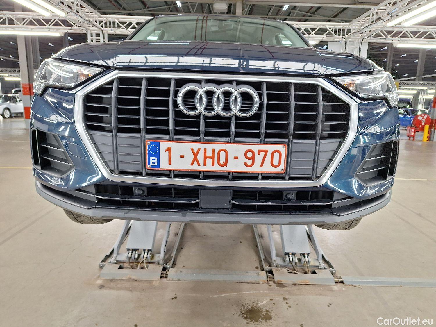  Audi  Q3 Audi,  '18, Audi  35 TFSI S tronic 5d #1
