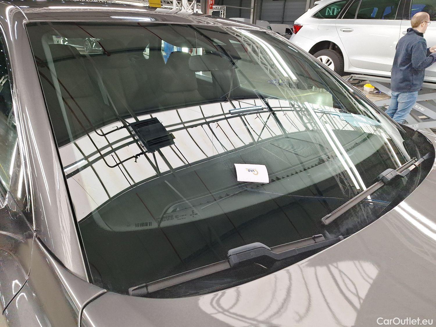  DS  DS7 DS,  CB '17, DS 7 Crossback 1.5 BlueHDi 130 Automatic Chic 5d #28