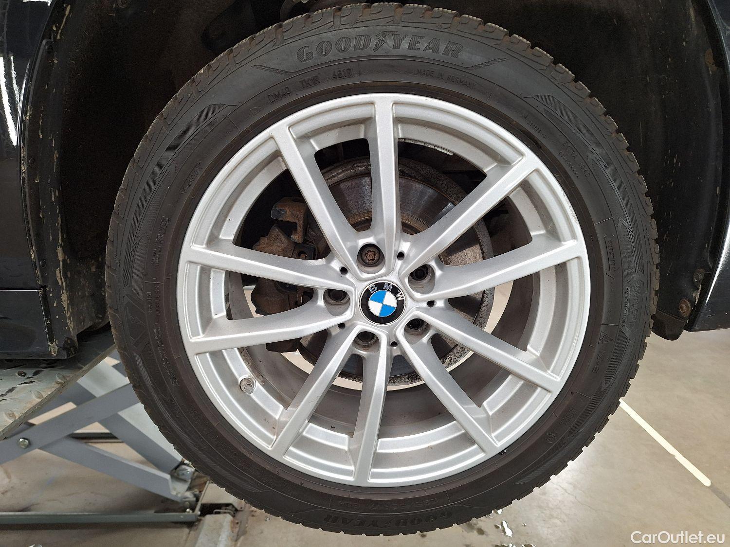  Bmw  Serie 3 BMW, 3-serie Touring '18, BMW 3 Reeks Touring 318dA (110 kW) 5d #1