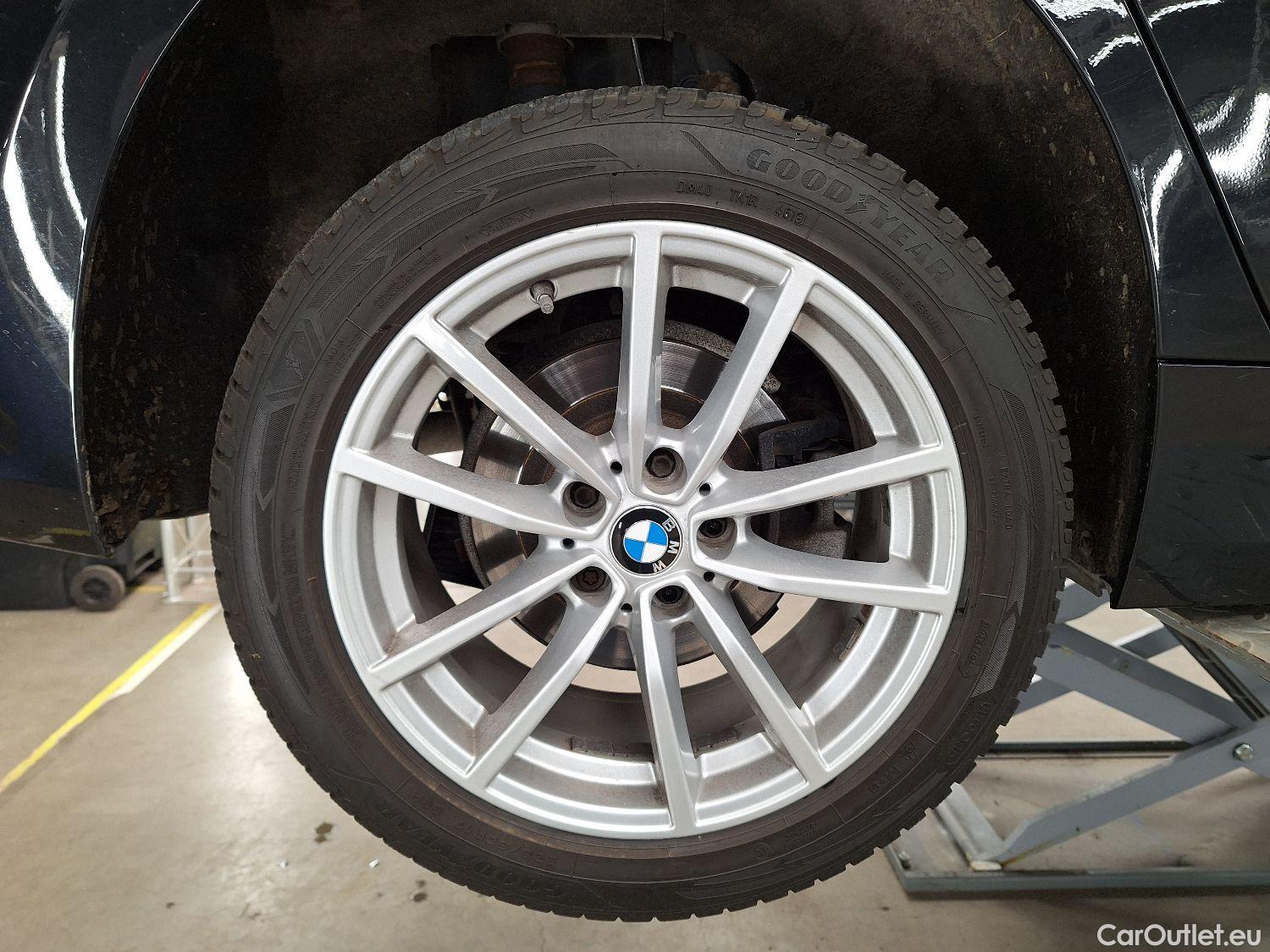 Bmw  Serie 3 BMW, 3-serie Touring '18, BMW 3 Reeks Touring 318dA (110 kW) 5d #4