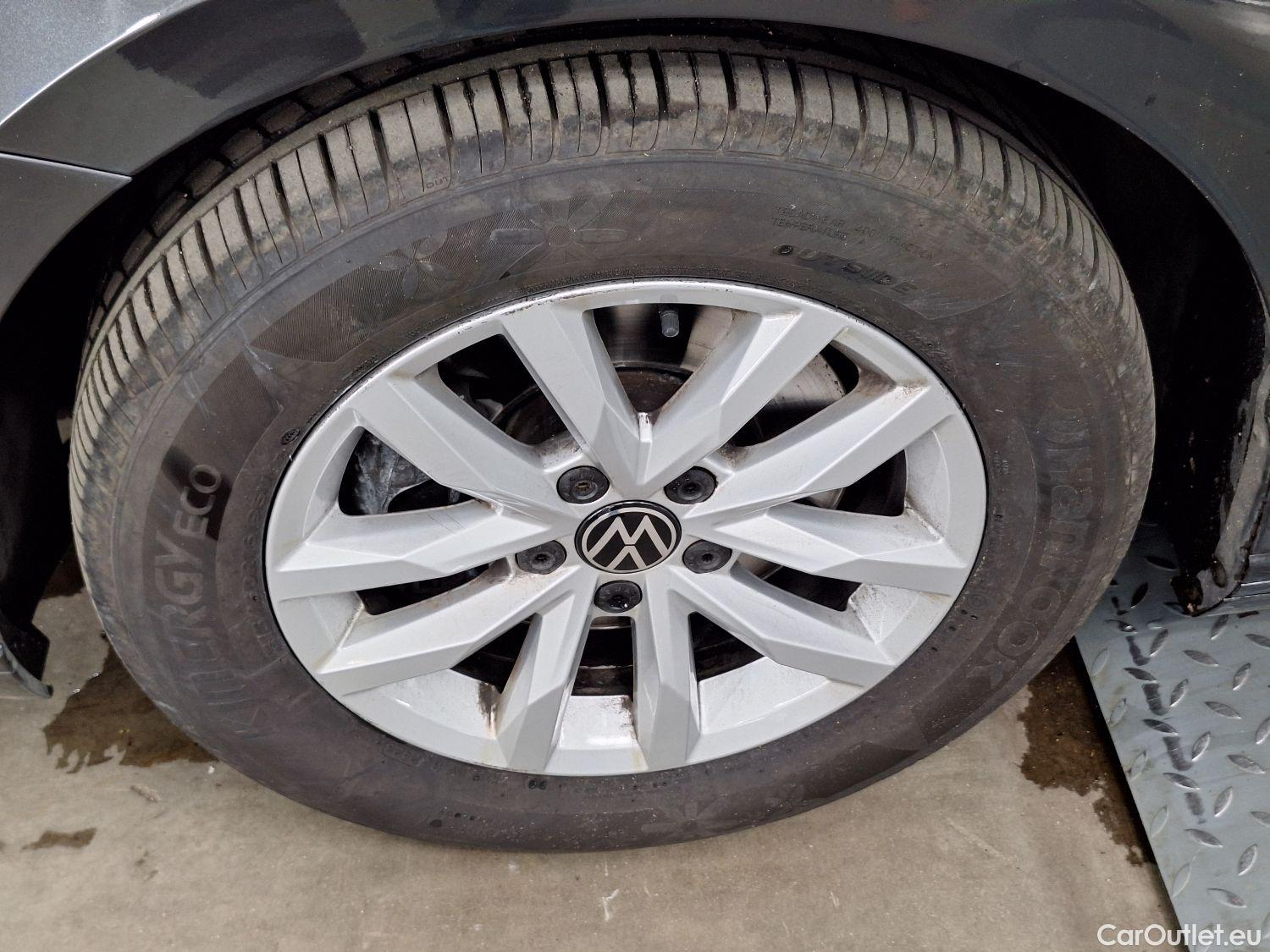  Volkswagen  Passat VW,  Variant FL'19, Volkswagen  Variant 2.0 TDI 90kW DSG Style B #26