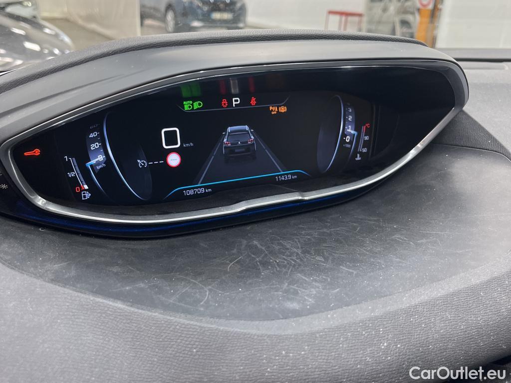  Peugeot  5008  Allure Business 1.5 HDi 130CV BVA8 E6dT #17