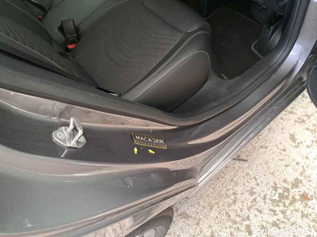  Mercedes  B-Klasse MERCEDES-BENZ Classe B / 2019 / 5P / monospace B 200 d Business Line BA8 #21