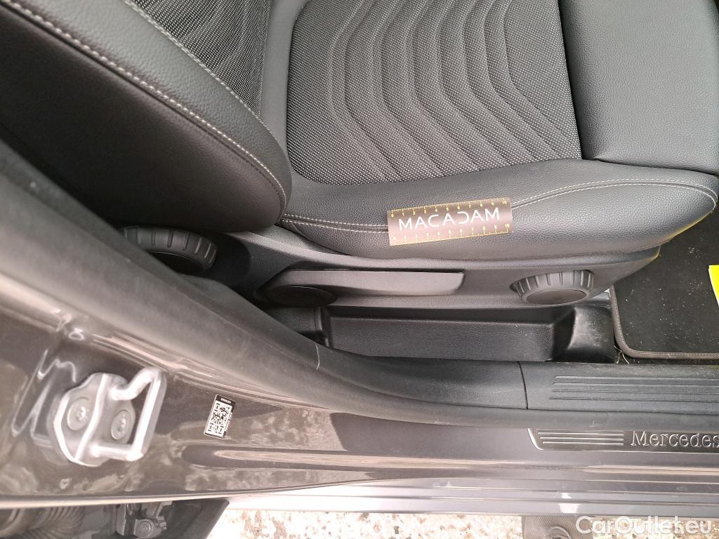  Mercedes  B-Klasse MERCEDES-BENZ Classe B / 2019 / 5P / monospace B 200 d Business Line BA8 #19