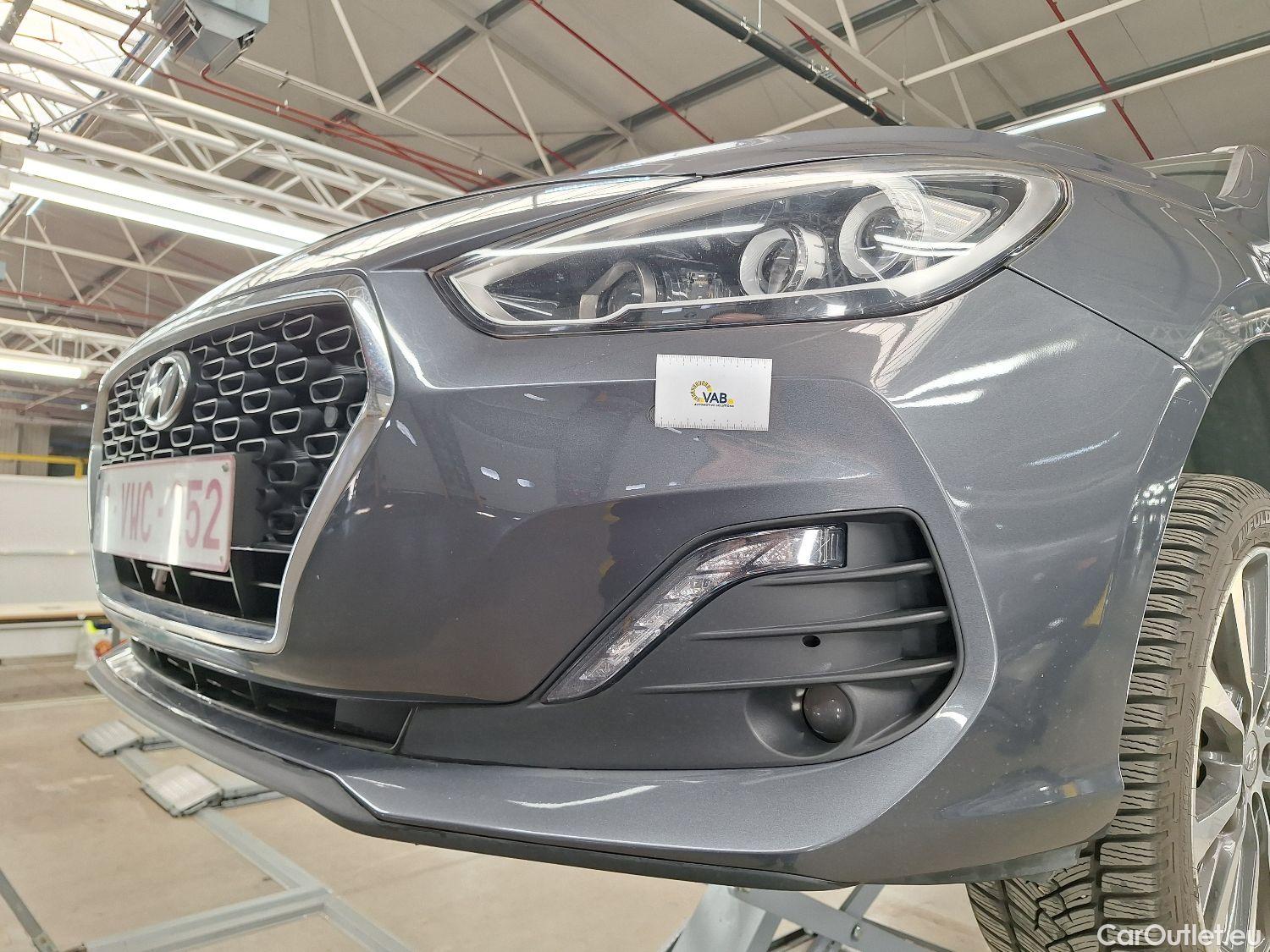  Hyundai  i30 Hyundai,  Wagon '17, Hyundai  Wagon 1.6 CRDi DCT 100kW Sky 5d #12