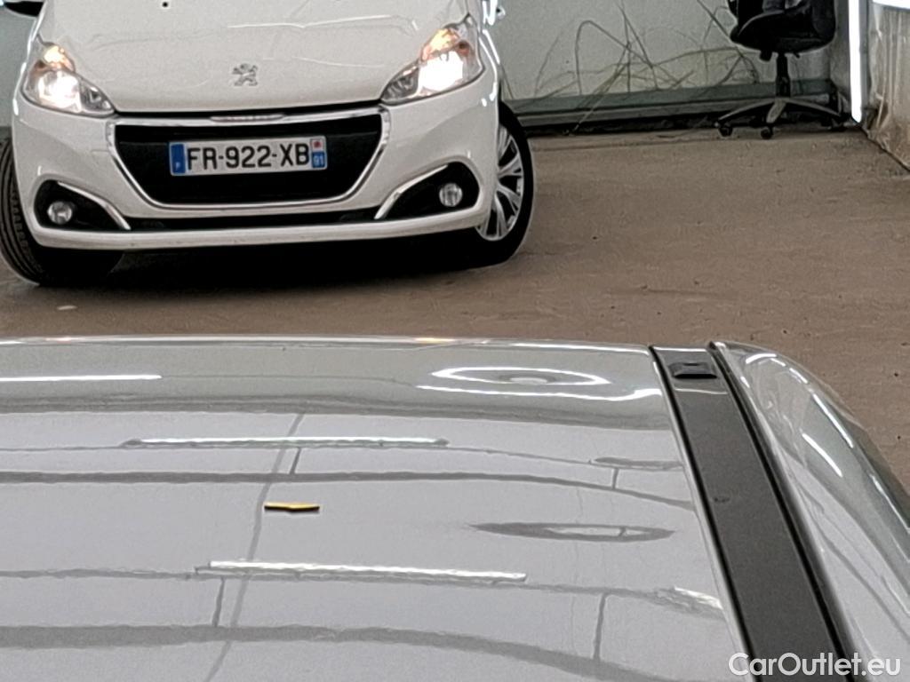  Hyundai  i30 HYUNDAI  / 2016 / 5P / Berline 1.6 CRDI 115 DCT-7 BUSINESS #5