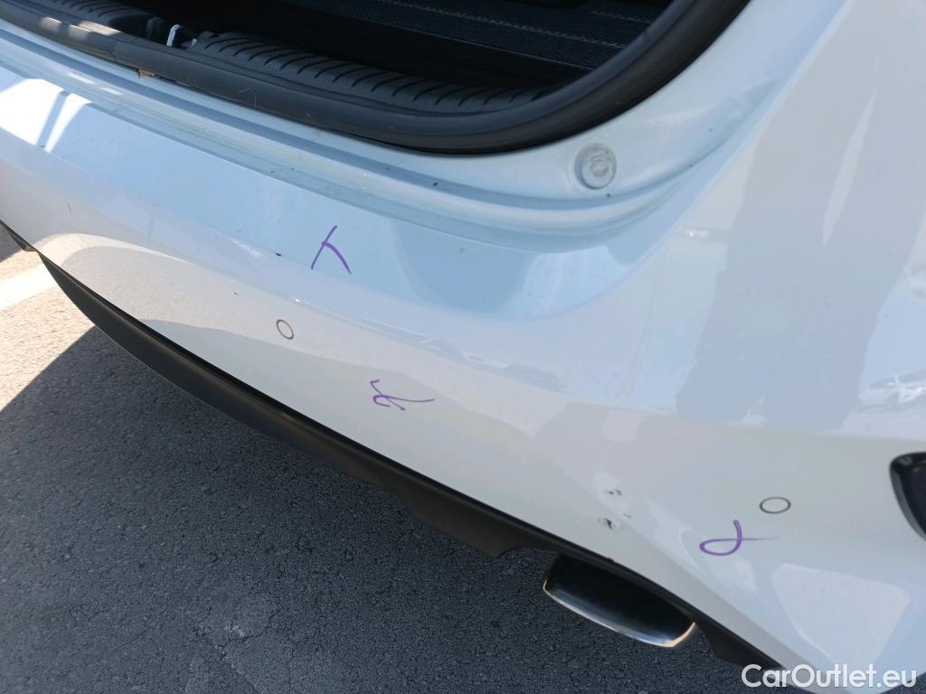  KIA  Cee'd KIA Ceed / 2021 / 5P / berlina con portón 1.0 T-GDi 88kW (120CV) Drive #10