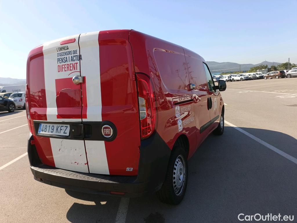  Fiat  Doblo FIAT Doblò Cargo/2015/4P/furgón derivado de turismo Base Maxi 1.3 Mjet 70kW Carga Aumentada #13