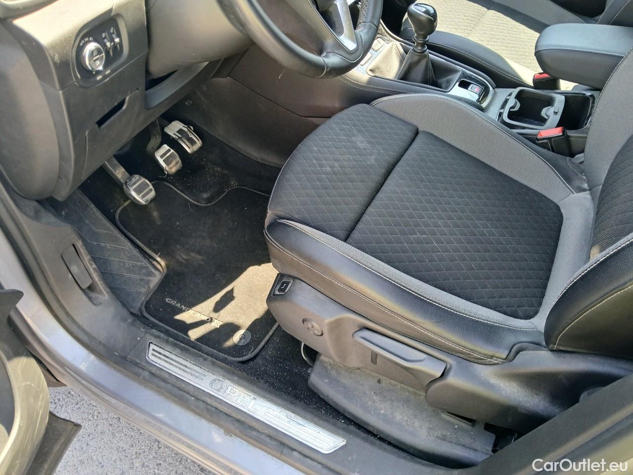  Opel   Grandland X Grandland X Opel 2020 1.2 Turbo 130CV MT6 E6d #9